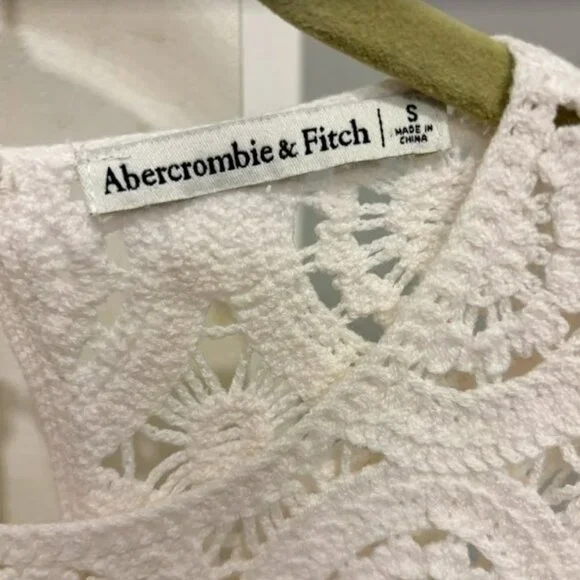Abercrombie & Fitch White Crochet Lace Sleeveless Top (Size Small) - Picture 5 of 7